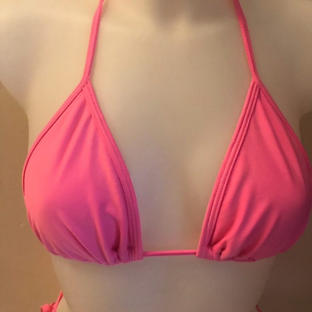 Bikini - Picture 2 of 7